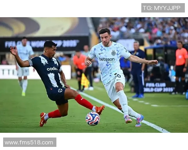 国米与米兰巅峰对决精彩集锦回顾激情时刻与经典瞬间 国米与米兰巅峰对决精彩集锦回顾激情时刻与经典瞬间