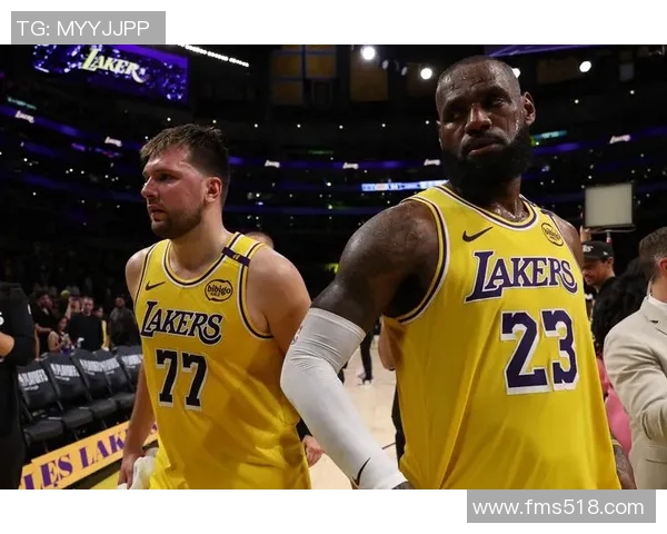 2020年10月1日湖人对阵热火的精彩对决回顾与赛后分析